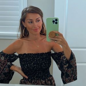 Gold pear shaped earrings